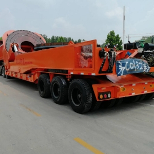 風(fēng)葉上山工裝運(yùn)輸車(chē)